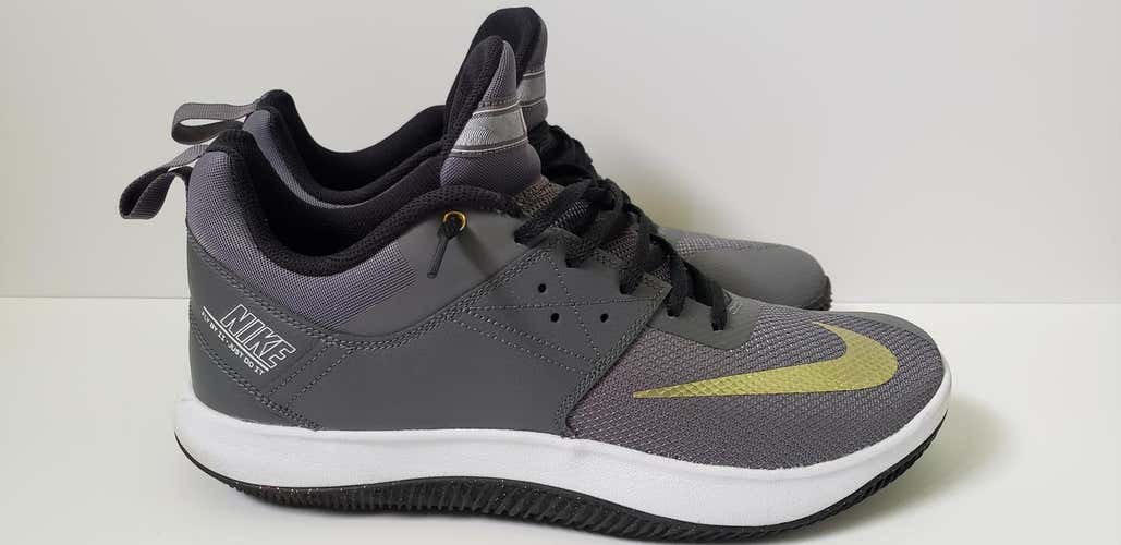 Lightly Used Men's 13 Nike Fly.By Low II Shoes