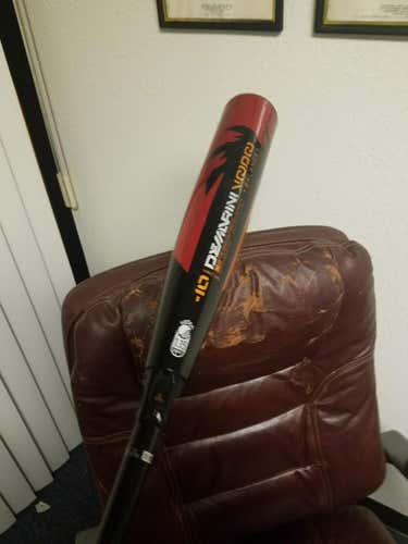 USED 2018 DEMARINI VOODOO BALANCE VBZ-18 32IN 22OZ BIG BARREL 2 3/4 BAT  USSSA CERT