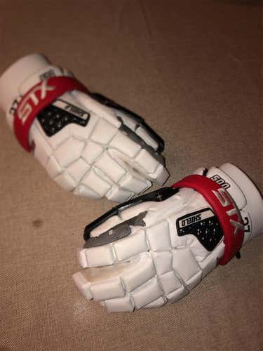 White Used STX Shield 500 13" Goalie Gloves