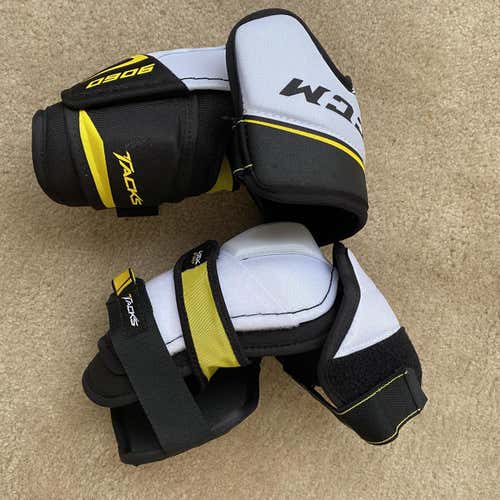 Senior Large CCM Tacks 9060 Elbow Pads