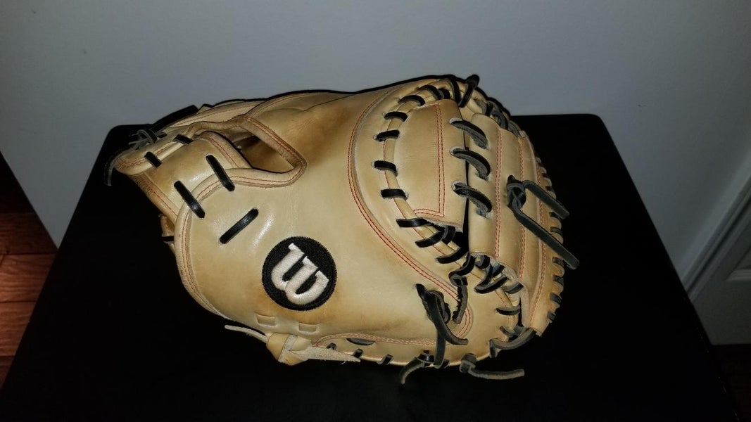 Wilson A2000 Catcher's Mitt