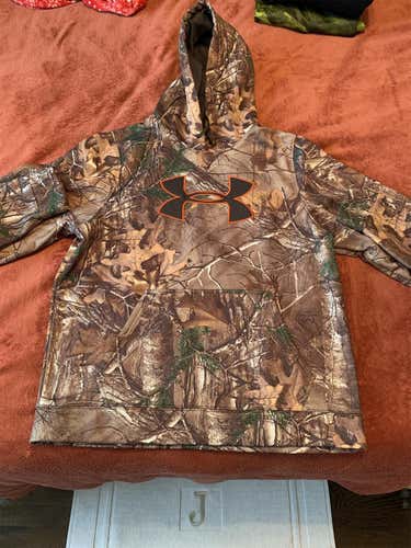Under Armour Camouflage Hoodie Size L