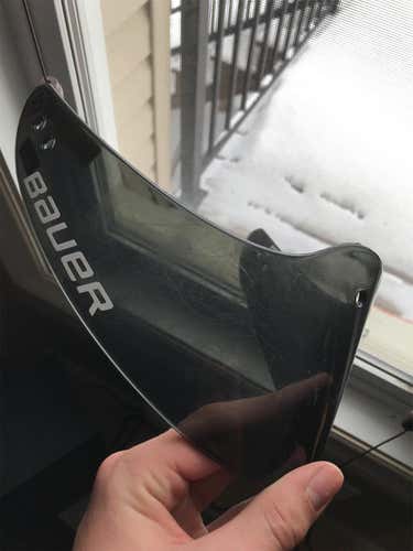 Mint Bauer Dangler Or Throat Guard