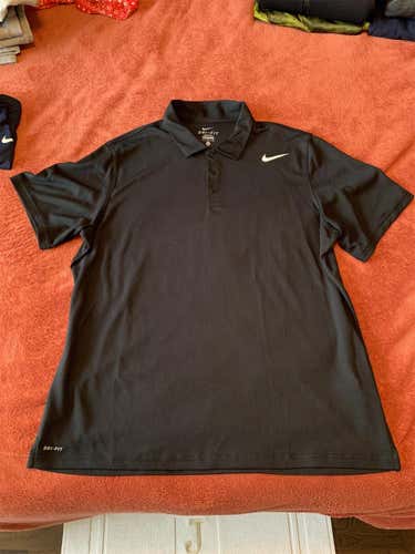*MAKE OFFER* Mens Nike Polo Size XL