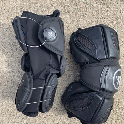 New Medium Warrior Evo Pro Arm Pads