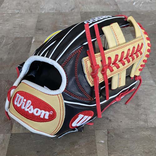 New Wilson A2000 1785 - 11.75" Baseball Glove - WTA20RB181785