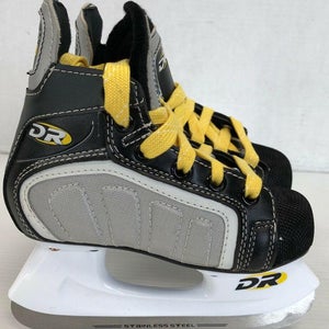 New DR Sonic 150 Ice Hockey Player Skates Youth size 9.0 D black skate yth kids