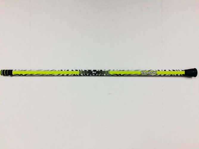 New Reebok 7k Krizlyte Womens Field lacrosse shaft 32" black/lime lax girls