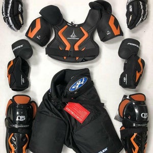 New Jr small equipment pants gloves shin elbow shoulder junior ice hockey set