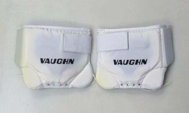 New Vaughn 7701 ice hockey goalie goal junior jr thigh guard boards pads white