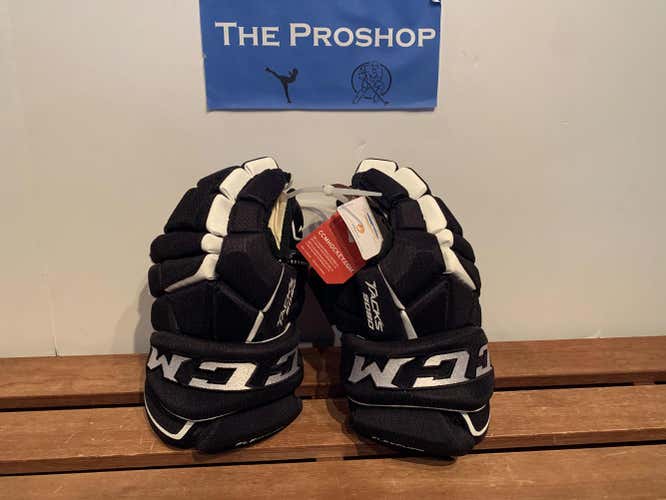 Black New Junior CCM Tacks 9080 Gloves 12"