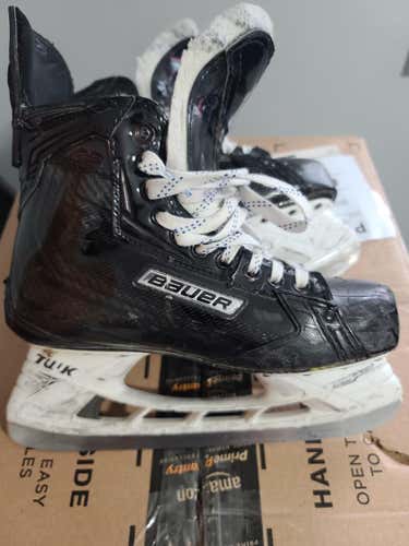 Senior Used Bauer Supreme 2S Pro Hockey Skates EE (Extra Wide) Pro Stock Size 7.5