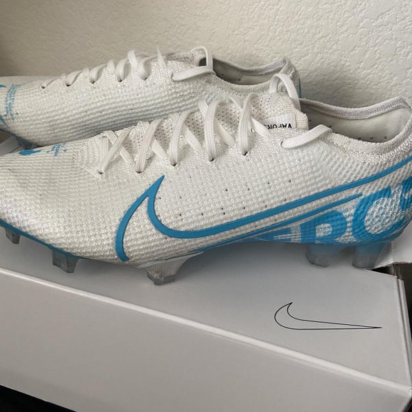 White Unisex 8.0 (Women's 9.0) Nike Vapor Cleats