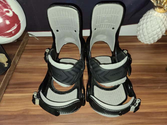 Used Burton Snowboard Bindings -- Large