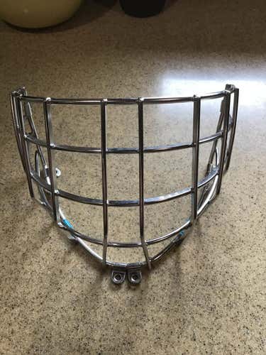 Silver New Senior CCM GFL Pro Goalie Cage Size Medium/Large