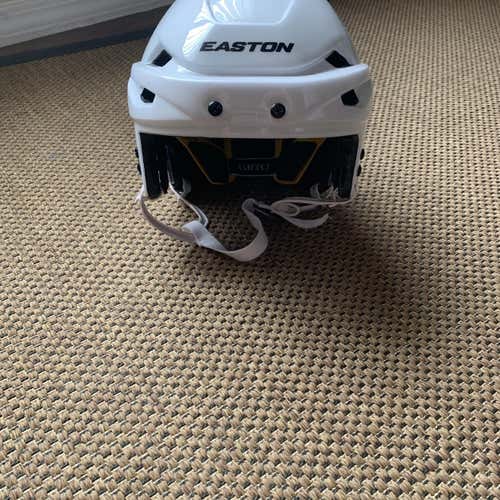 White Used Medium Easton E700  Helmet