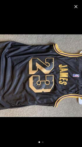 Lebron James Lakers Jersey