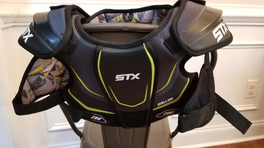 Used Large STX Stallion 200 Shoulder Pads
