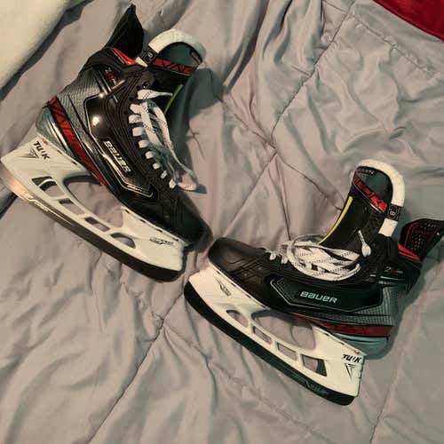 New Bauer Vapor 2X Pro D&R (Regular)  Size 8 Hockey Skates