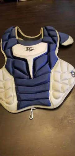 Navy Blue Used Adult Louisville Slugger Catcher's Chest Protector
