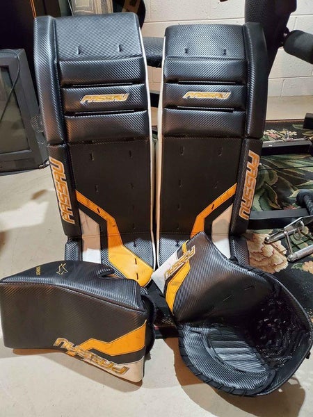 Black Used Senior 33" + 2 Regular Passau Goalie Full Set Pro Stock