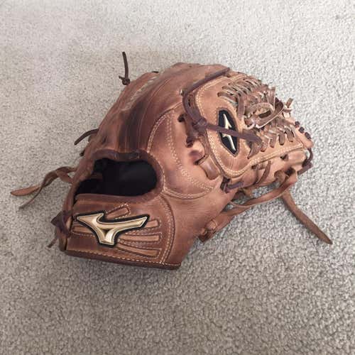 Mizuno Global Elite 11.75" Baseball Glove