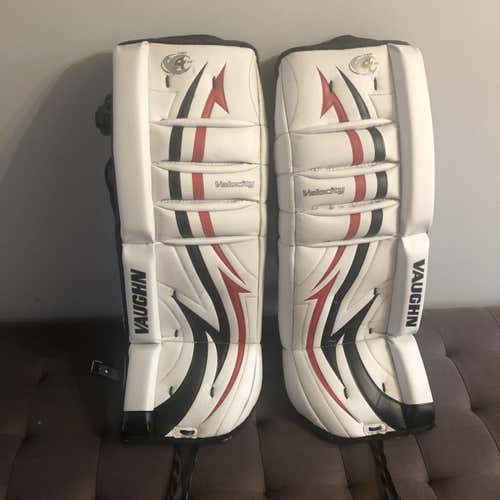 White Used 26" Vaughn Goalie Leg Pads