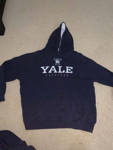 Yale Men’s Hoodie