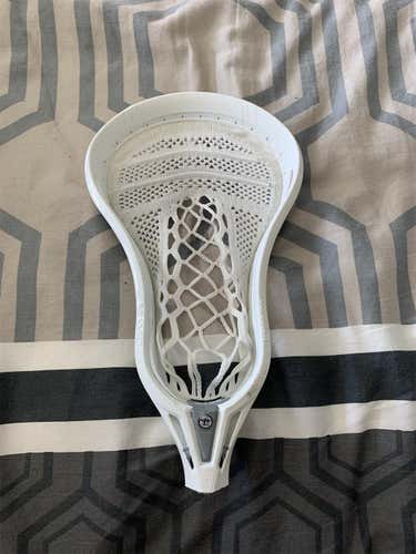 Used Attack & Midfield Strung Evo Warp Pro Head