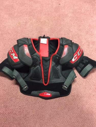 Used Senior Large CCM QuickLite Shoulder Pads