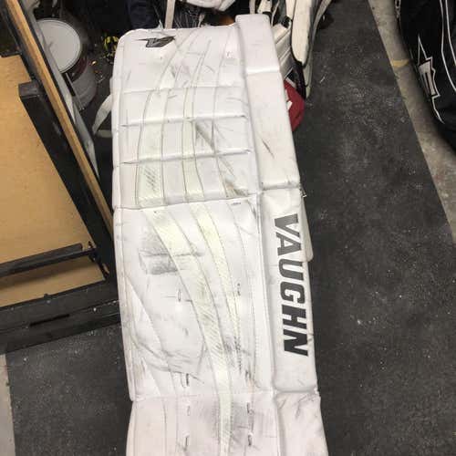 White Used 30" Vaughn Velocity V7  Goalie Leg Pads