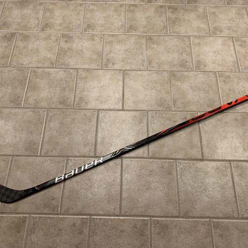Bauer Vapor Flylite Pro Stock Stick Right Hand