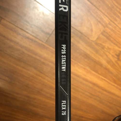Used RH Sherwood Rekker EK15 P92 75 Flex No grip Hockey Stick