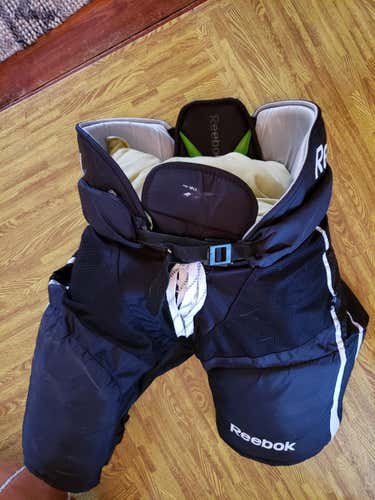 Black Used Senior Extra Large Reebok Hockey Pants