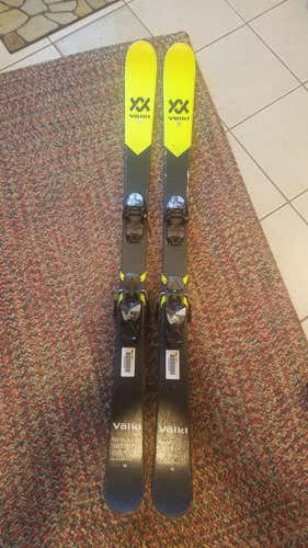 Unisex 2017 Volkl Revolt Junior Twin Tip 138 Skis With Marker 7 Bindings