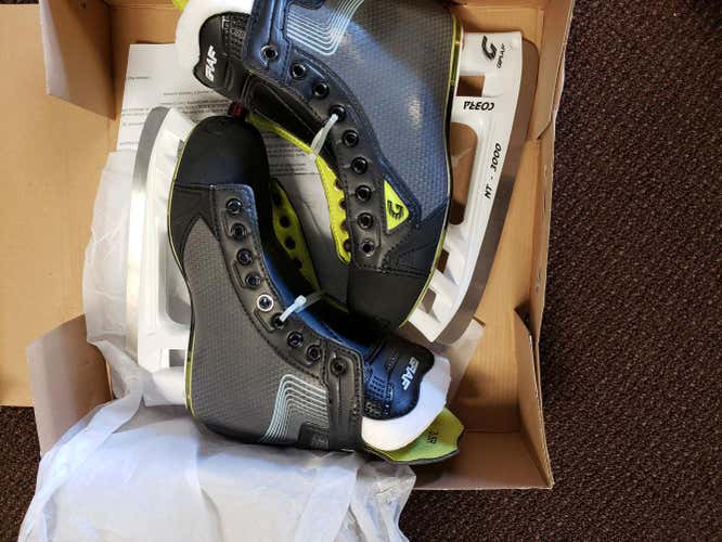 Junior New Graf 5035 premier Hockey Skates D&R (Regular) Size 5