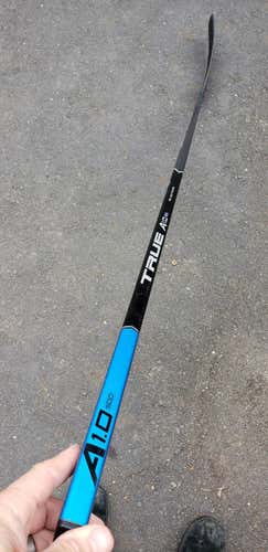 New Intermediate True Right Handed A1.0 SBP Hockey Stick Mid