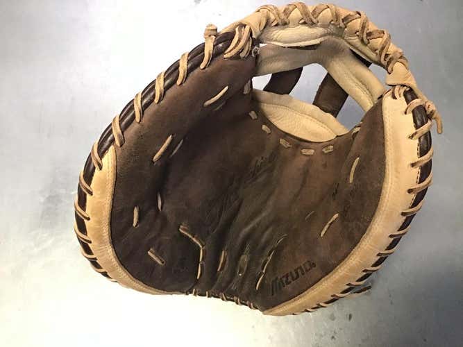 Used Mizuno Gxs92 34" Baseball & Softball Catchers Gloves