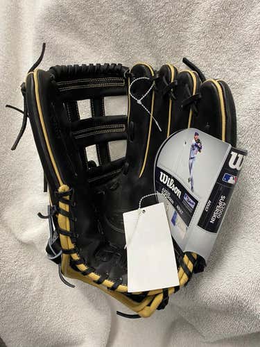 Black New Wilson Right Handed A2000 Baseball Glove 12.75"