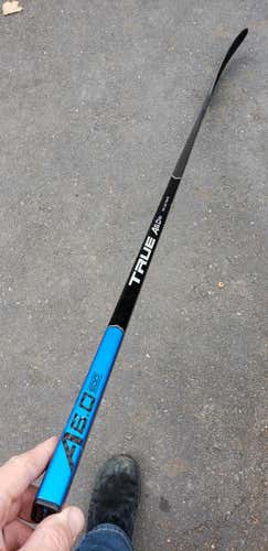 New Junior True Left Handed A6.0 SBP Hockey Stick Toe