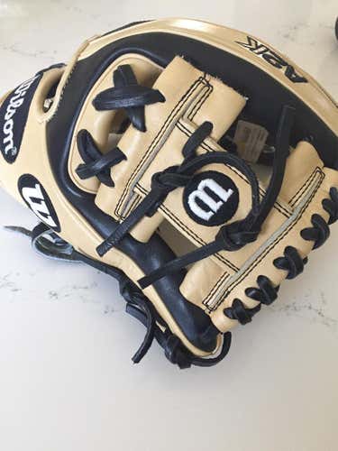 Wilson 1787 Infield A2K 11.25" Baseball Glove