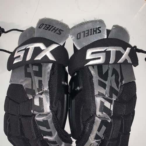 Black Used Goalie STX Shield 13" Lacrosse Gloves