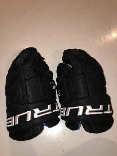 Black True XC9 Pro Gloves