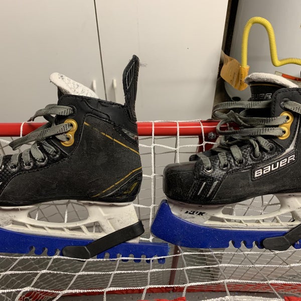 Used Bauer Supreme One.6 Size 11.5 Hockey Skates