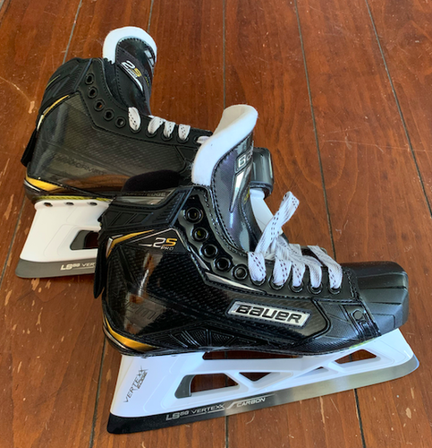 New Senior Bauer Supreme 2S Hockey Goalie Skates D&R (Regular) Size 7