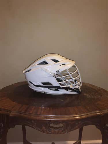 White Used Cascade S Helmet