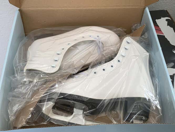 White New Figure Skates Size 3