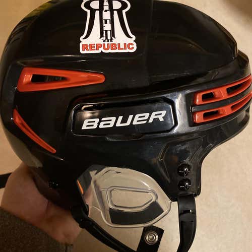 Black Used Small Bauer Re-Akt 75  Helmet