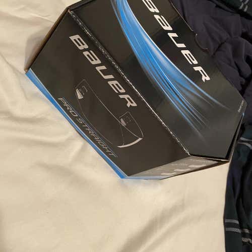 New Medium Bauer Pro Straight Visor Clear
