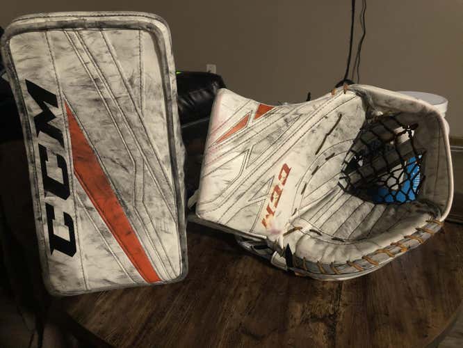 White Senior Used CCM Regular EFLEX 4 Pro Stock
